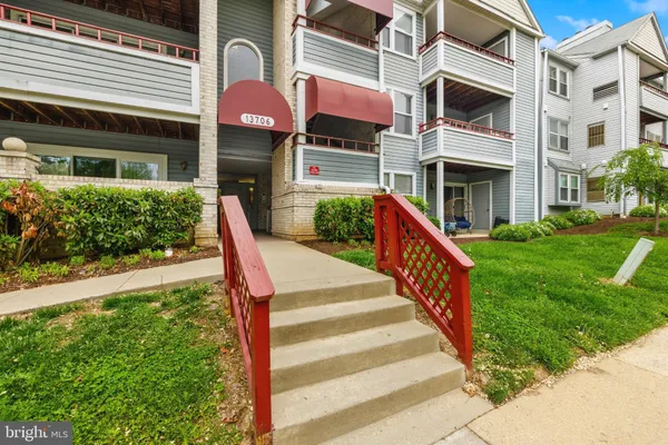 $2,300 | 13706 Modrad Way, Unit 7A32, Silver Spring, MD 20904
