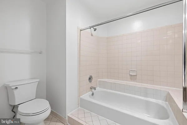 $2,300 | 13706 Modrad Way, Unit 7A32, Silver Spring, MD 20904