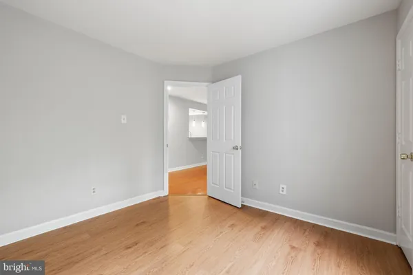 $2,300 | 13706 Modrad Way, Unit 7A32, Silver Spring, MD 20904