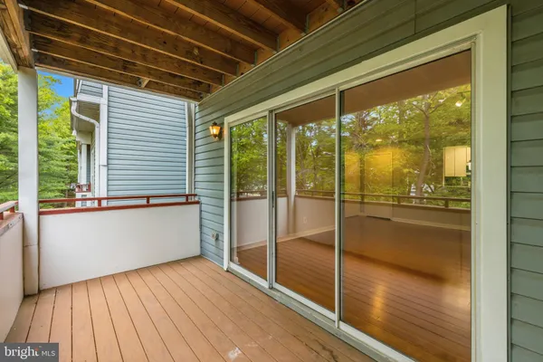 $2,300 | 13706 Modrad Way, Unit 7A32, Silver Spring, MD 20904