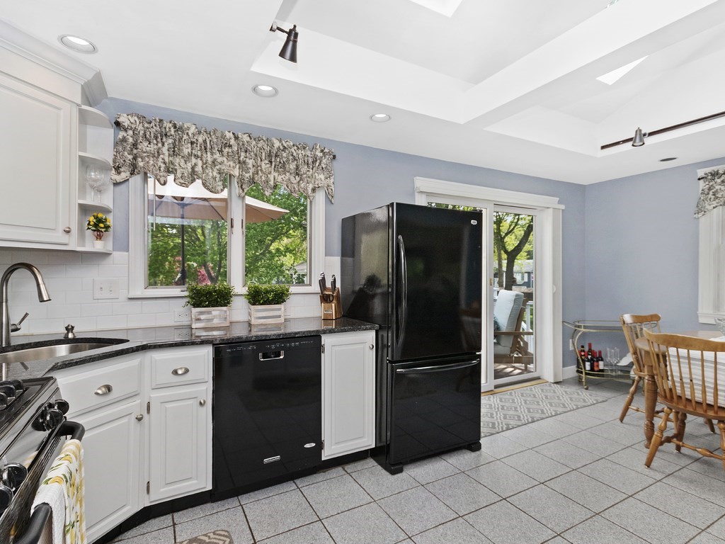 35 Arnold Road Norwood, MA 02062 - Photo 23 of 36 Gallery Image 23