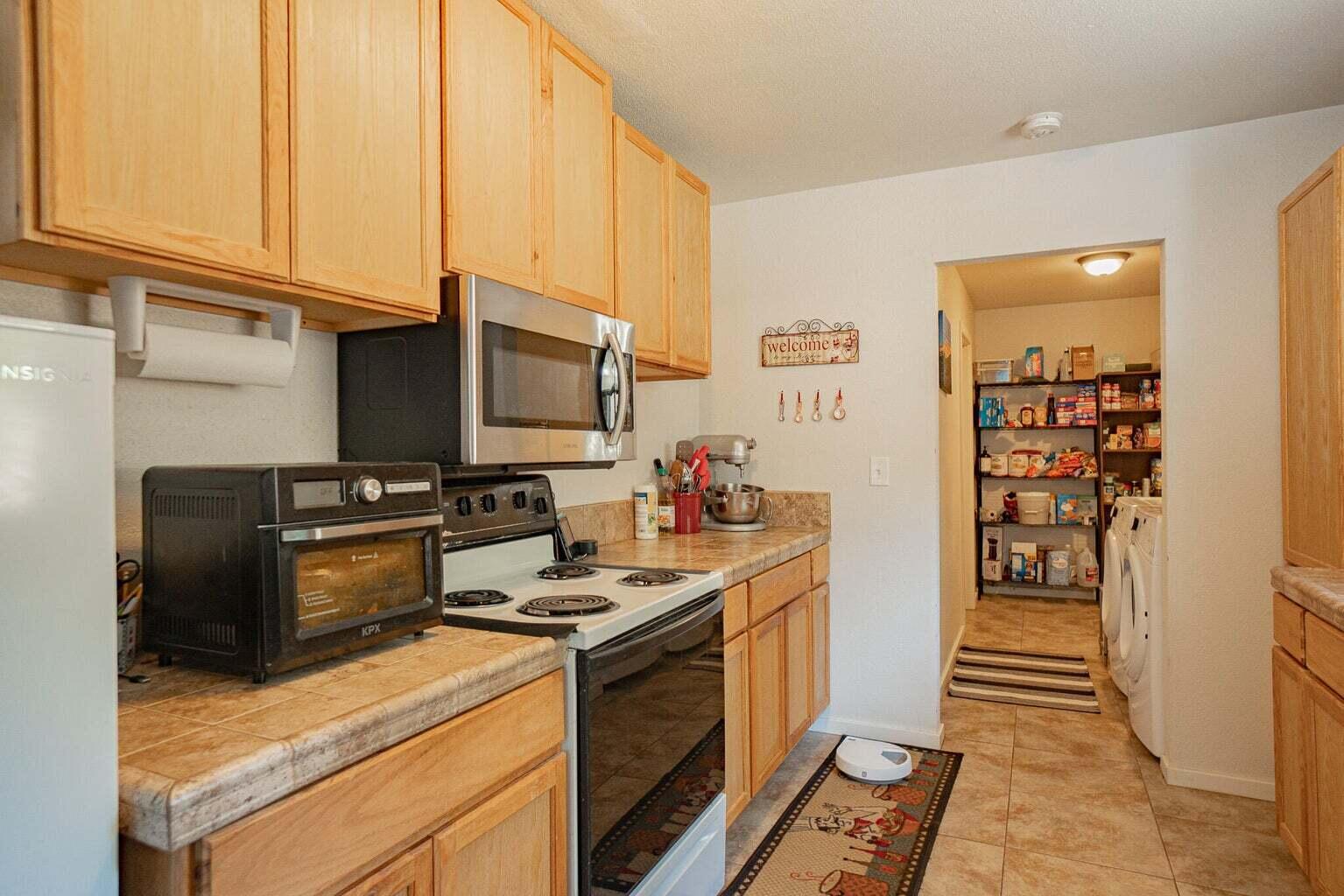 1457 Granite Hill Road Grants Pass, OR 97526 - Photo 18 of 22 extra kitchen 2