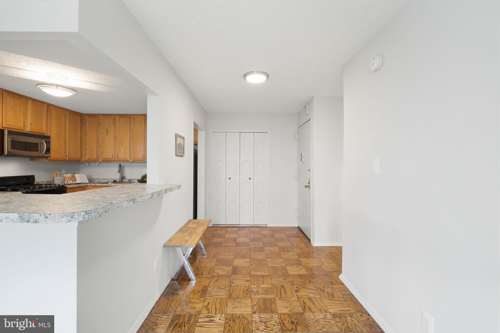 5225 Pooks Hill Road, Unit 612S Bethesda, MD 20814 - Photo 2 of 22