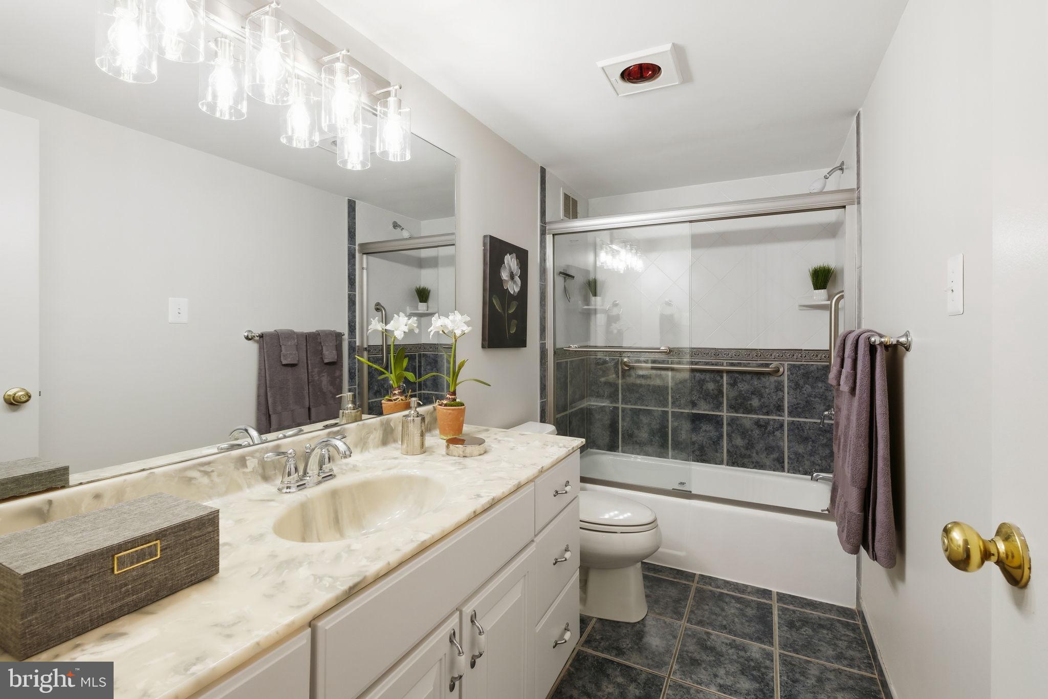 5225 Pooks Hill Road, Unit 612S Bethesda, MD 20814 - Photo 10 of 22