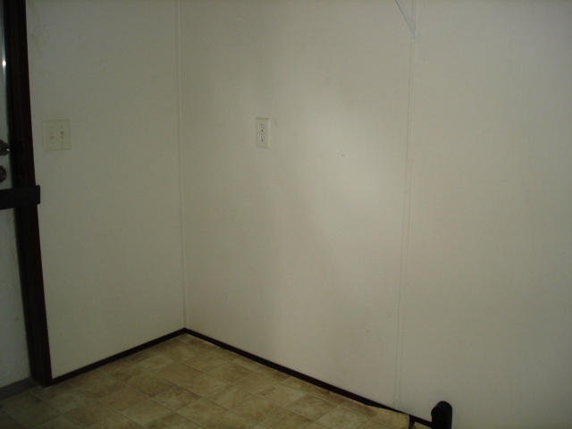 370 Doyle Road Ridgeway, VA 24148 - Photo 13 of 18 laundry