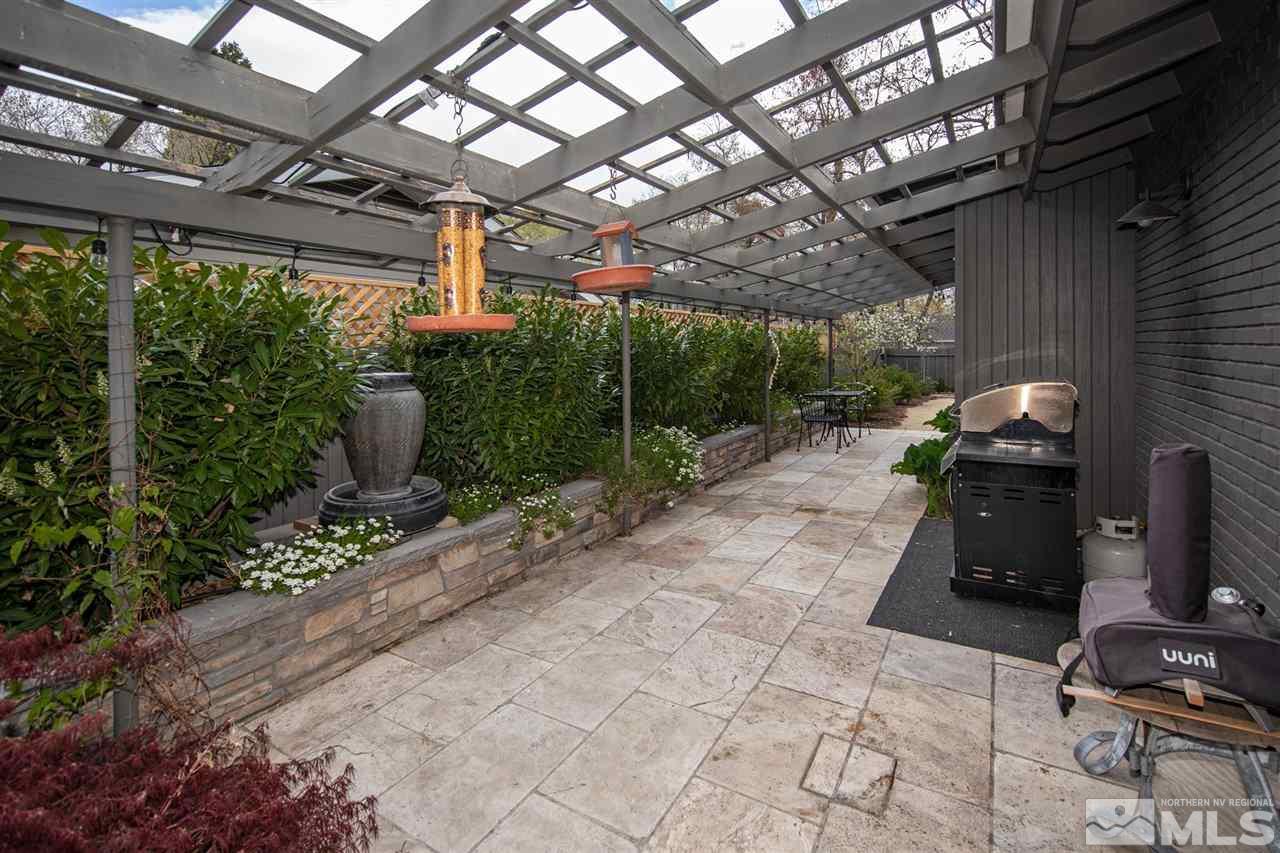 1095 Mt Rose Street Reno, NV 89509 - Photo 5 of 36 Photo 5