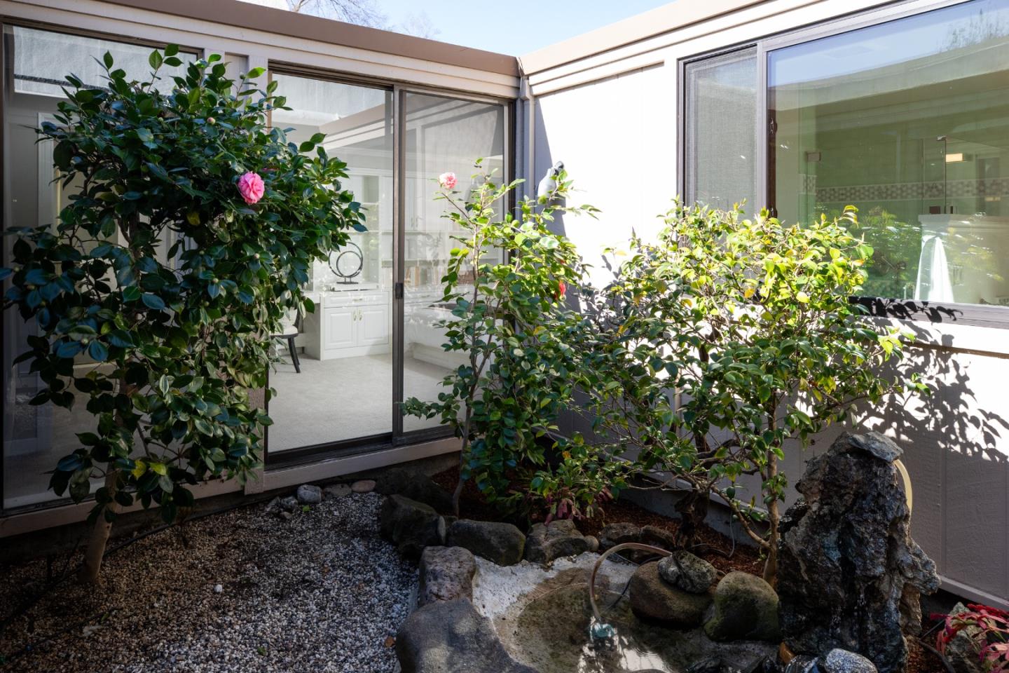 71 Bay Tree Lane Los Altos, CA 94022 - Photo 10 of 32 a plant that is in front of a house
