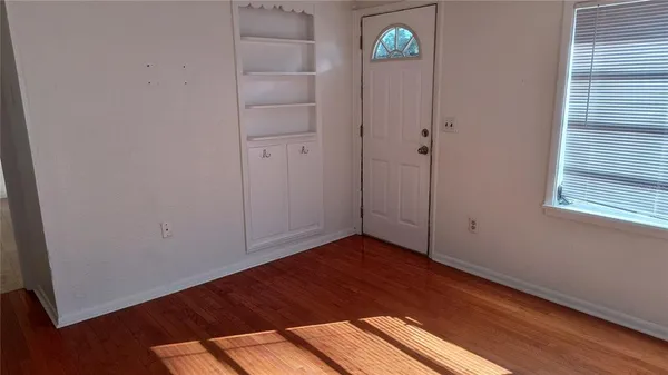 $2,000 | 817 Ohio Avenue, Palm Harbor, FL 34683