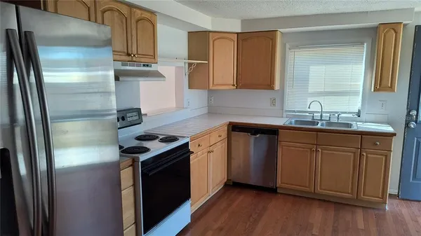 $2,000 | 817 Ohio Avenue, Palm Harbor, FL 34683