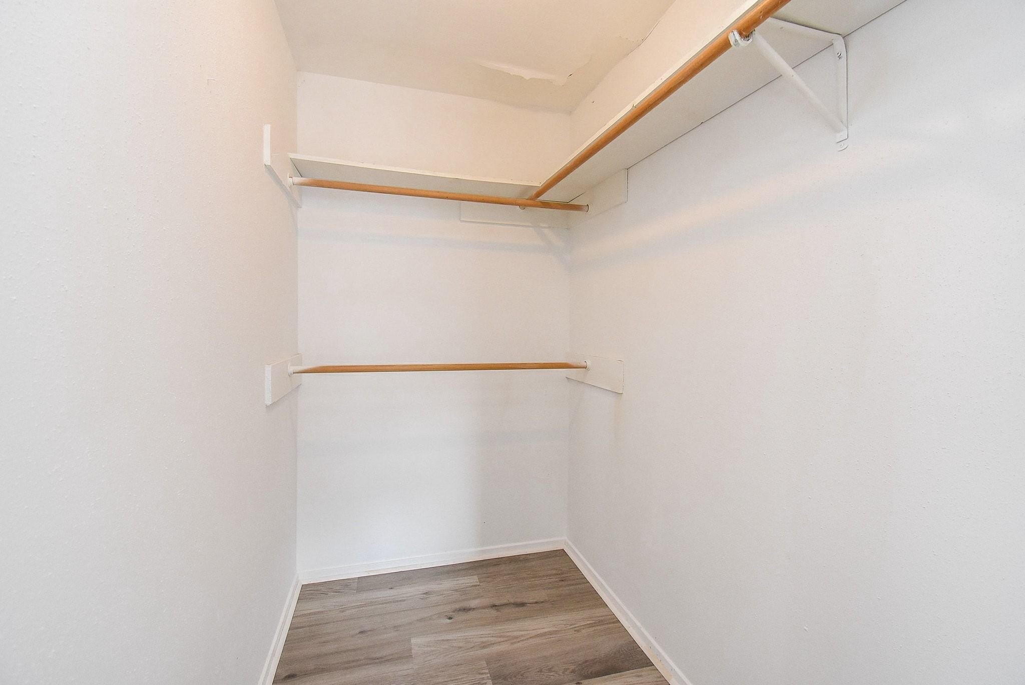 16330 Meadowbrook Farm Road Houston, TX 77082 - Photo 14 of 20 a view of small space