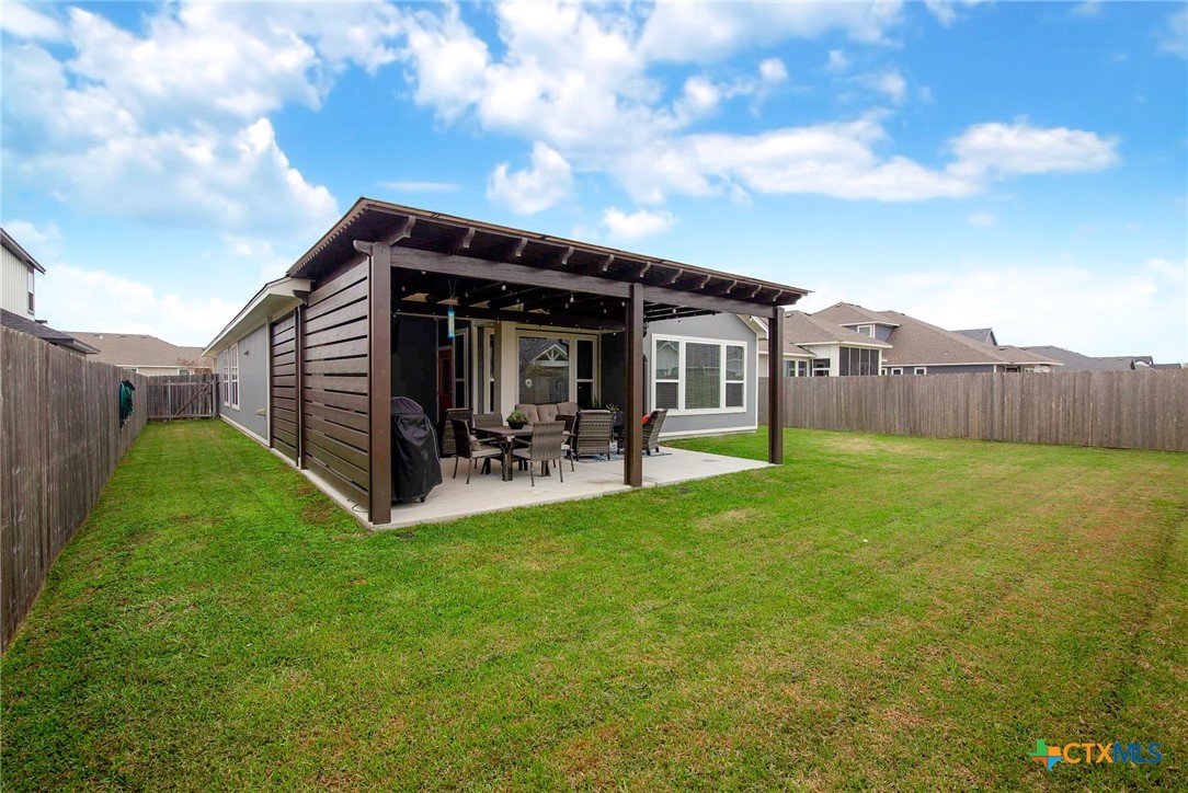 115 Dripping Spring Victoria, TX 77904 - Photo 24 of 27 Gallery Image 24