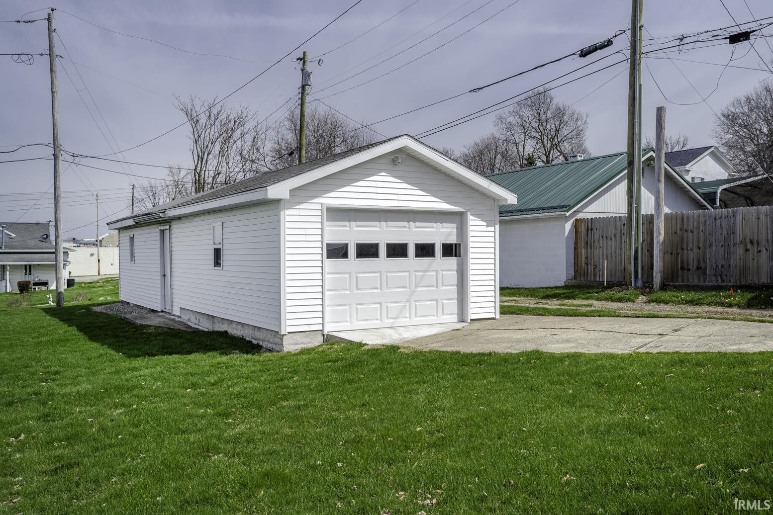 104 West Monroe Street Attica, IN 47918 - Photo 8 of 36