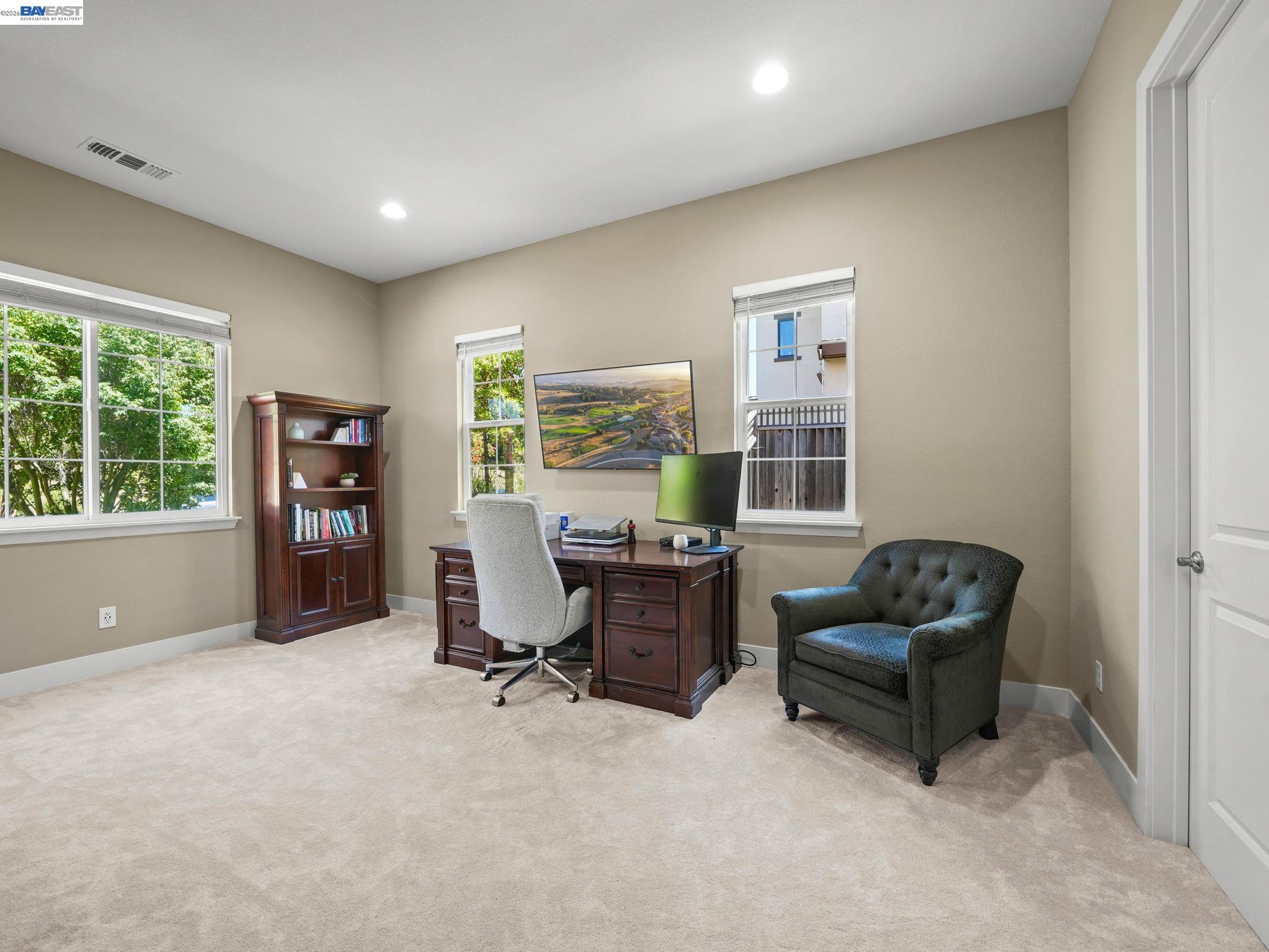 65 Stonebrae Road Hayward, CA 94542 - Photo 39 of 99 Gallery Image 39