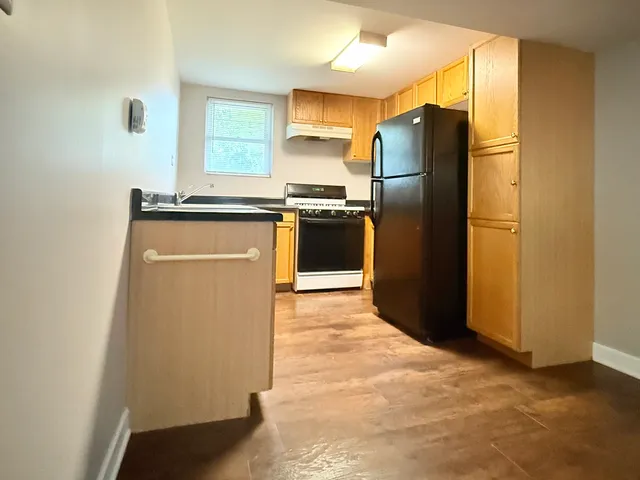 $2,995 | 8925 Golfview Drive, Orland Park, IL 60462