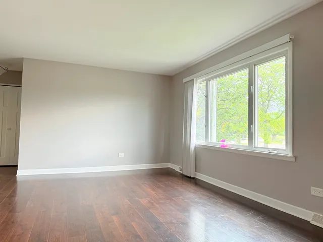 $2,995 | 8925 Golfview Drive, Orland Park, IL 60462