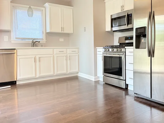 $2,995 | 8925 Golfview Drive, Orland Park, IL 60462