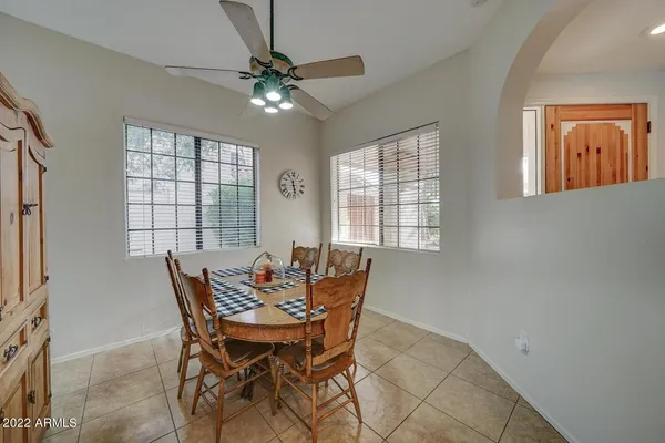 $595,000 | 517 South Marina Drive, Gilbert, AZ 85233