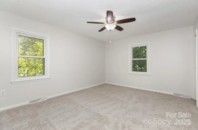 $355,000 | 3031 Heathcroft Court, Charlotte, NC 28269