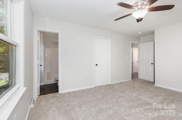 $355,000 | 3031 Heathcroft Court, Charlotte, NC 28269