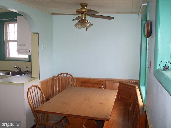 21 East Elbon Road Brookhaven, PA 19015 - Photo 12 of 23 Breakfast Room