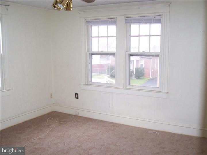 21 East Elbon Road Brookhaven, PA 19015 - Photo 16 of 23 Bedroom 3