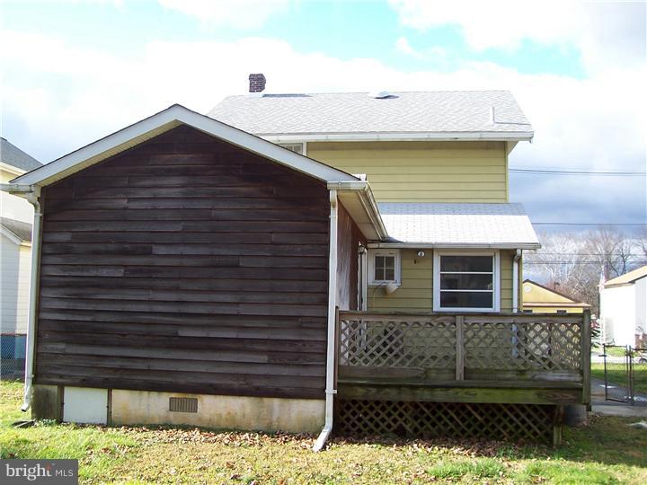 Exterior Back