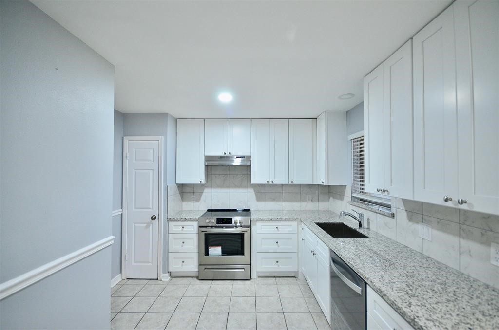 6229 Tanager Street Houston, TX 77074 - Photo 11 of 27
