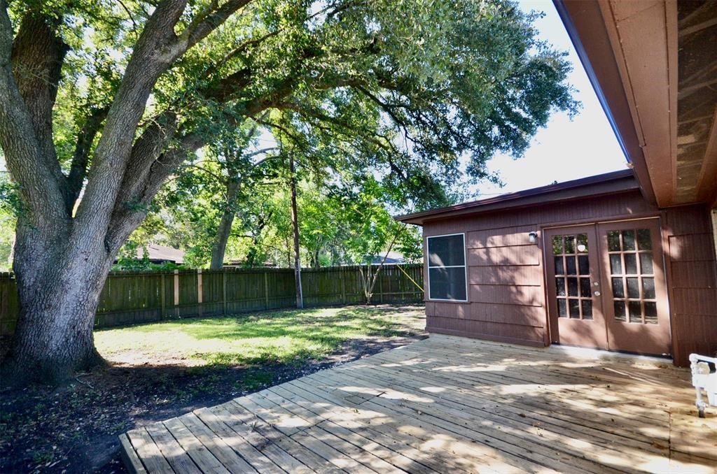 6229 Tanager Street Houston, TX 77074 - Photo 22 of 27