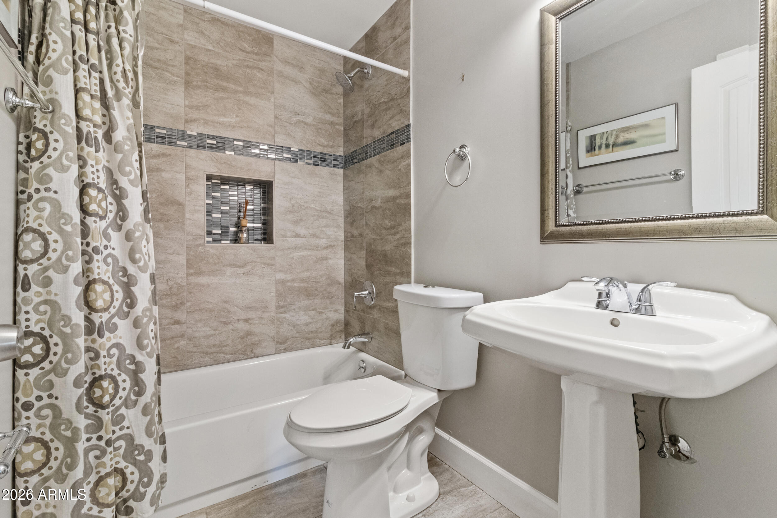 4025 East Osborn Road Phoenix, AZ 85018 - Photo 29 of 44 Hall Bathroom