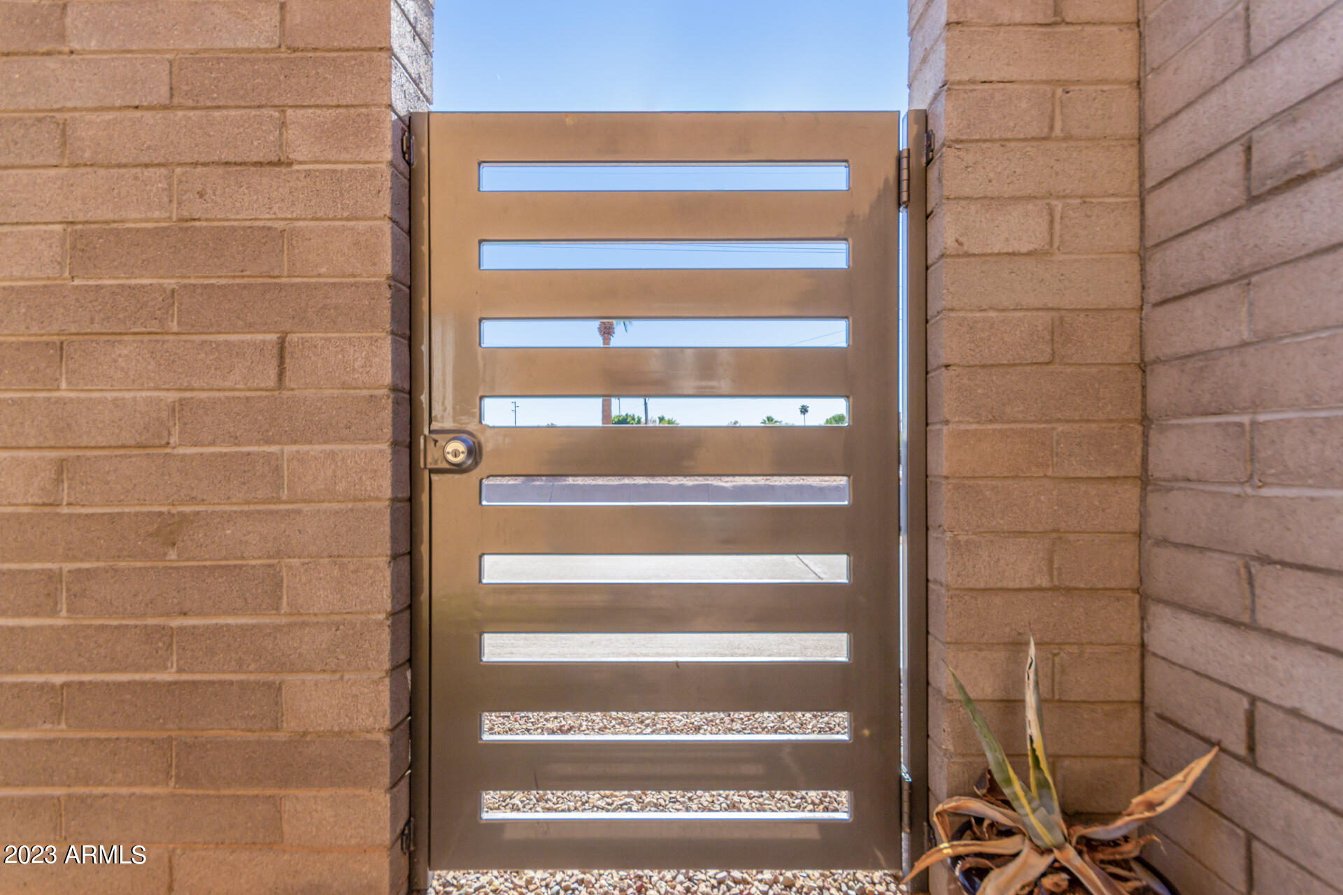 4401 North 12th Street, Unit 120 Phoenix, AZ 85014 - Photo 14 of 21 a view of entryway with shower