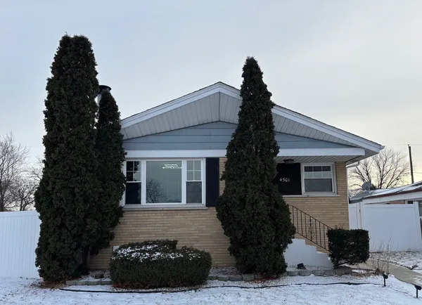 $390,000 | 4501 West 123rd Place, Alsip, IL 60803