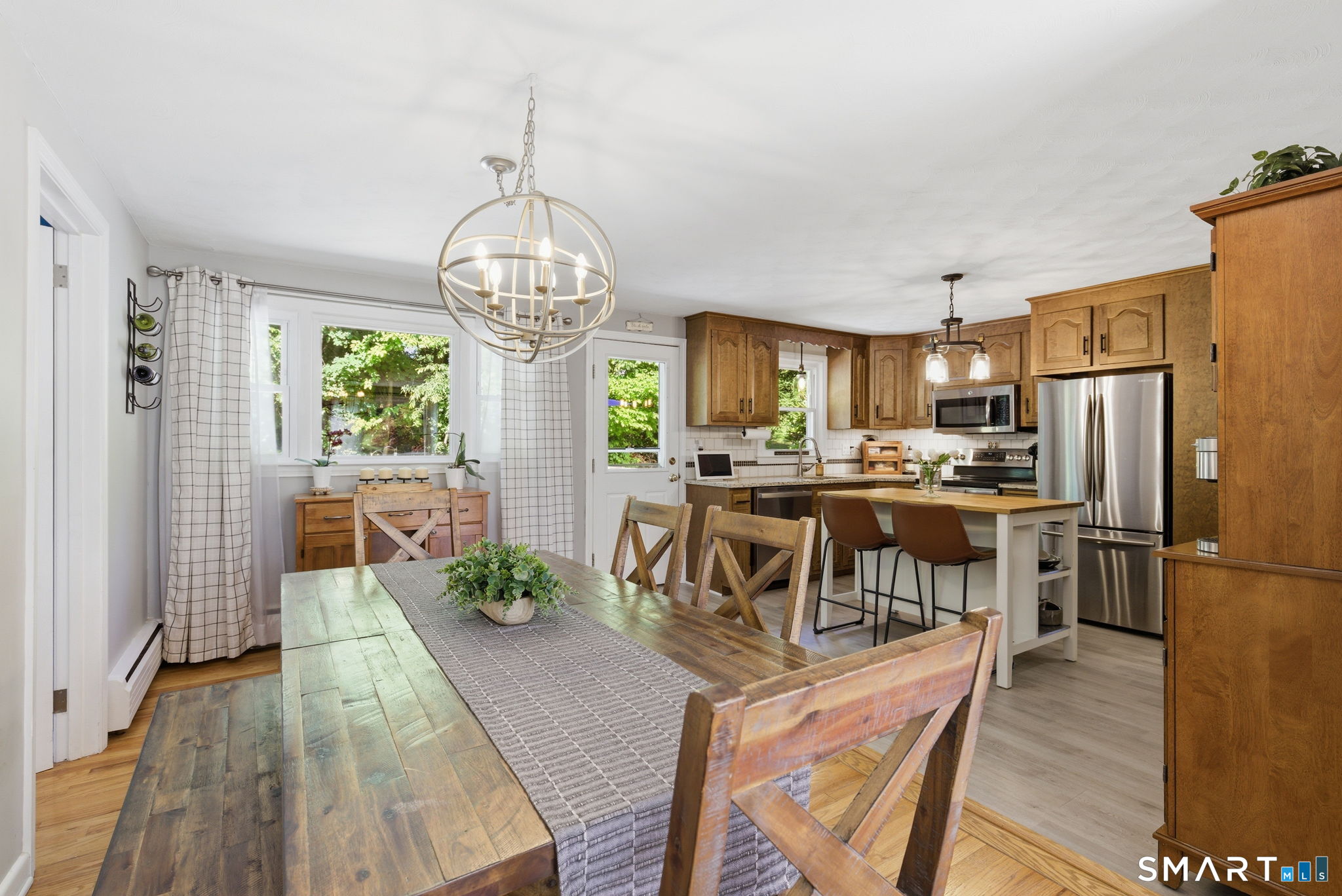 99 Westlook Road Wethersfield, CT 06109 - Photo 5 of 39