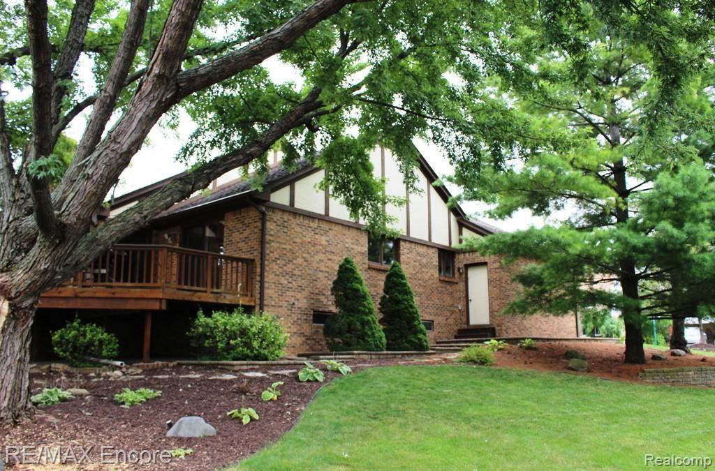315 Rose Brier Drive Rochester Hills, MI 48309 - Photo 58 of 68