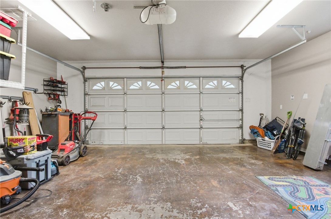 642 Phantom Rider Trail Spring Branch, TX 78070 - Photo 37 of 41 a view of a room with gym equipment