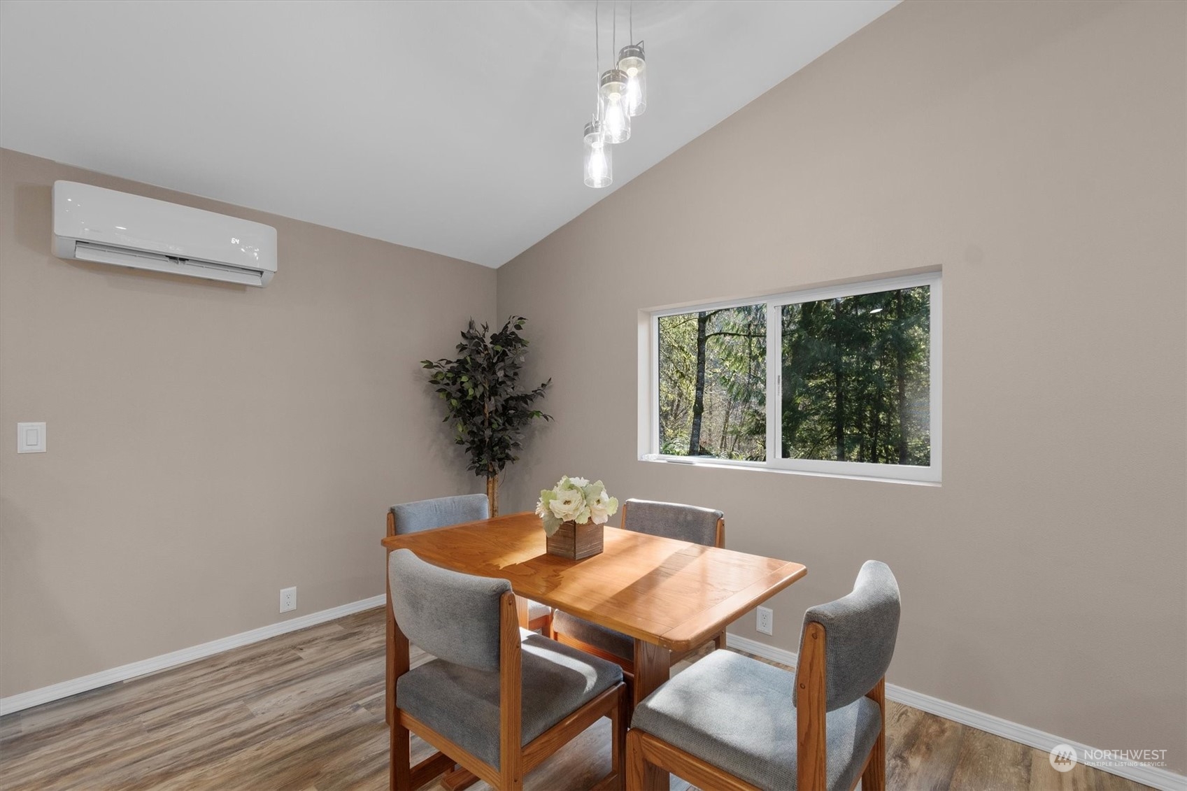 179 Bates Road Kalama, WA 98625 - Photo 11 of 38 Gallery Image 11