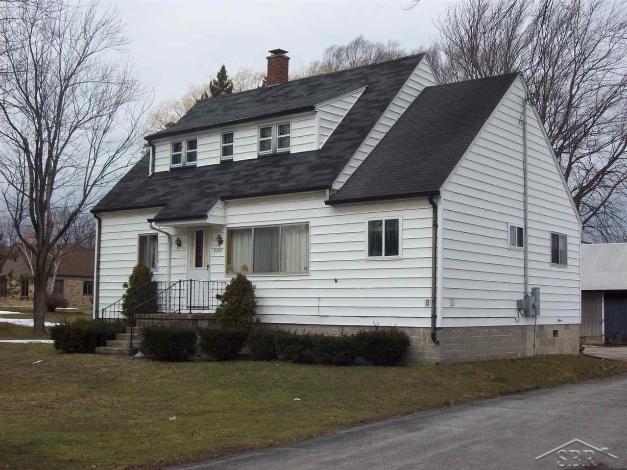 2390 Liberty Road Saginaw, MI 48604 - Photo 1 of 8