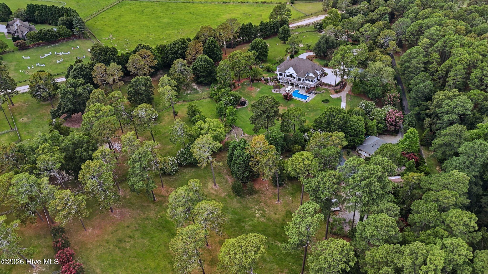 765 Yadkin Road Southern Pines, NC 28387 - Photo 4 of 26