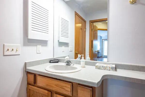 $265,000 | 530 East Hiawatha Drive, Unit 315, Wisconsin Dells, WI 53965