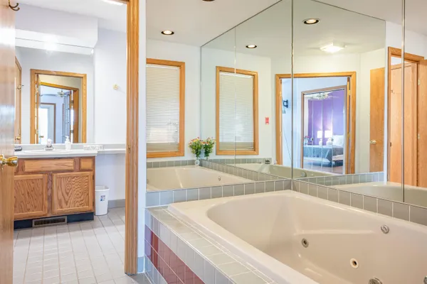 $265,000 | 530 East Hiawatha Drive, Unit 315, Wisconsin Dells, WI 53965