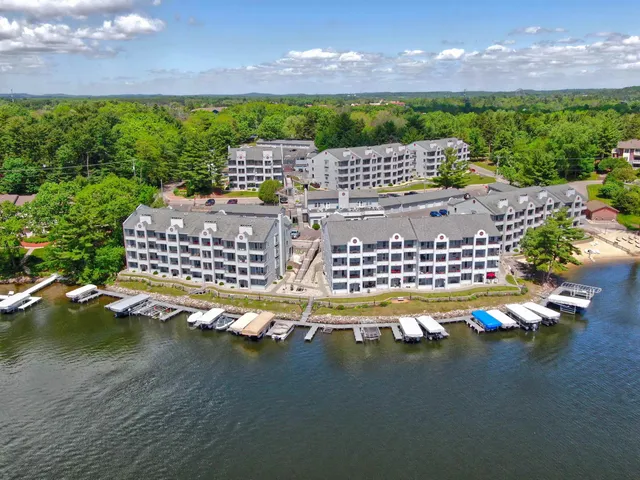 $265,000 | 530 East Hiawatha Drive, Unit 315, Wisconsin Dells, WI 53965