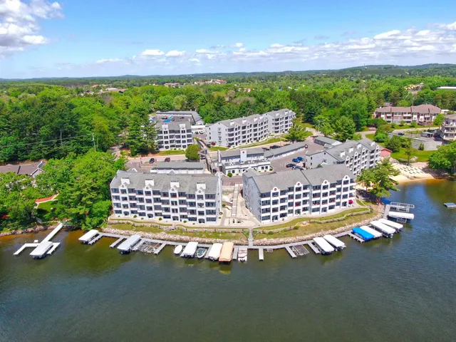 $265,000 | 530 East Hiawatha Drive, Unit 315, Wisconsin Dells, WI 53965