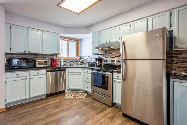 $265,000 | 530 East Hiawatha Drive, Unit 315, Wisconsin Dells, WI 53965