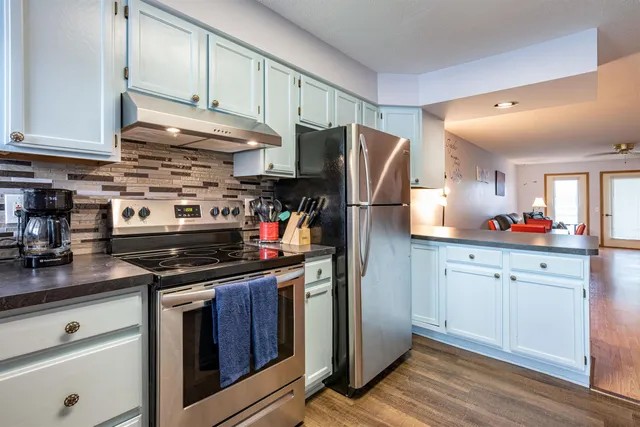 $265,000 | 530 East Hiawatha Drive, Unit 315, Wisconsin Dells, WI 53965