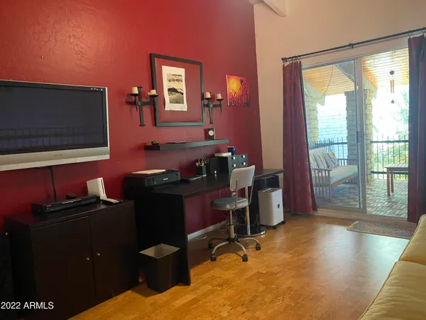 $3,000 | 6925 East 4th Street, Unit 2, Scottsdale, AZ 85251