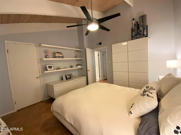$3,000 | 6925 East 4th Street, Unit 2, Scottsdale, AZ 85251