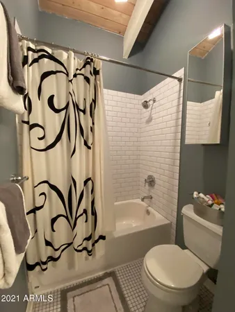 $3,000 | 6925 East 4th Street, Unit 2, Scottsdale, AZ 85251