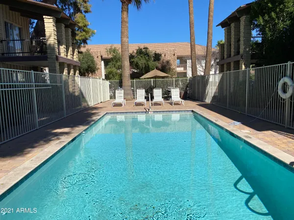 $3,000 | 6925 East 4th Street, Unit 2, Scottsdale, AZ 85251