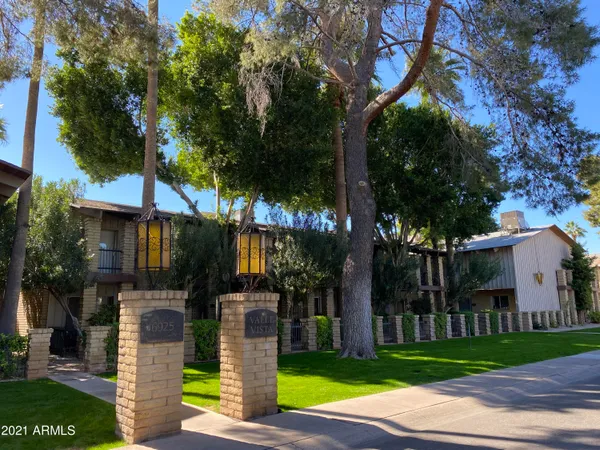 $3,000 | 6925 East 4th Street, Unit 2, Scottsdale, AZ 85251