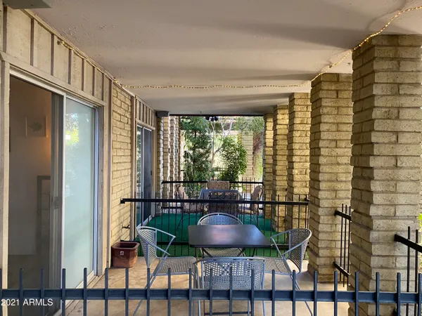 $3,000 | 6925 East 4th Street, Unit 2, Scottsdale, AZ 85251