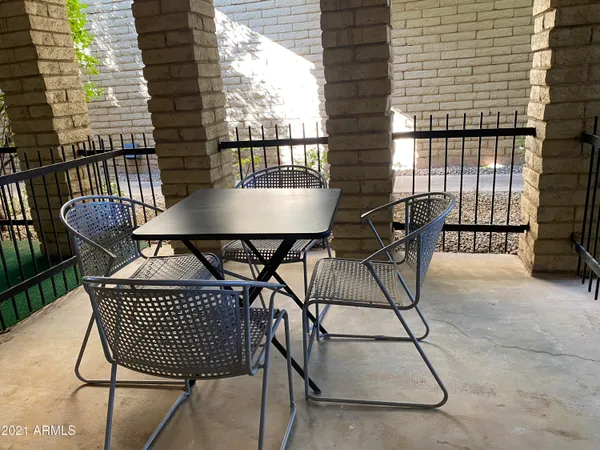 $3,000 | 6925 East 4th Street, Unit 2, Scottsdale, AZ 85251